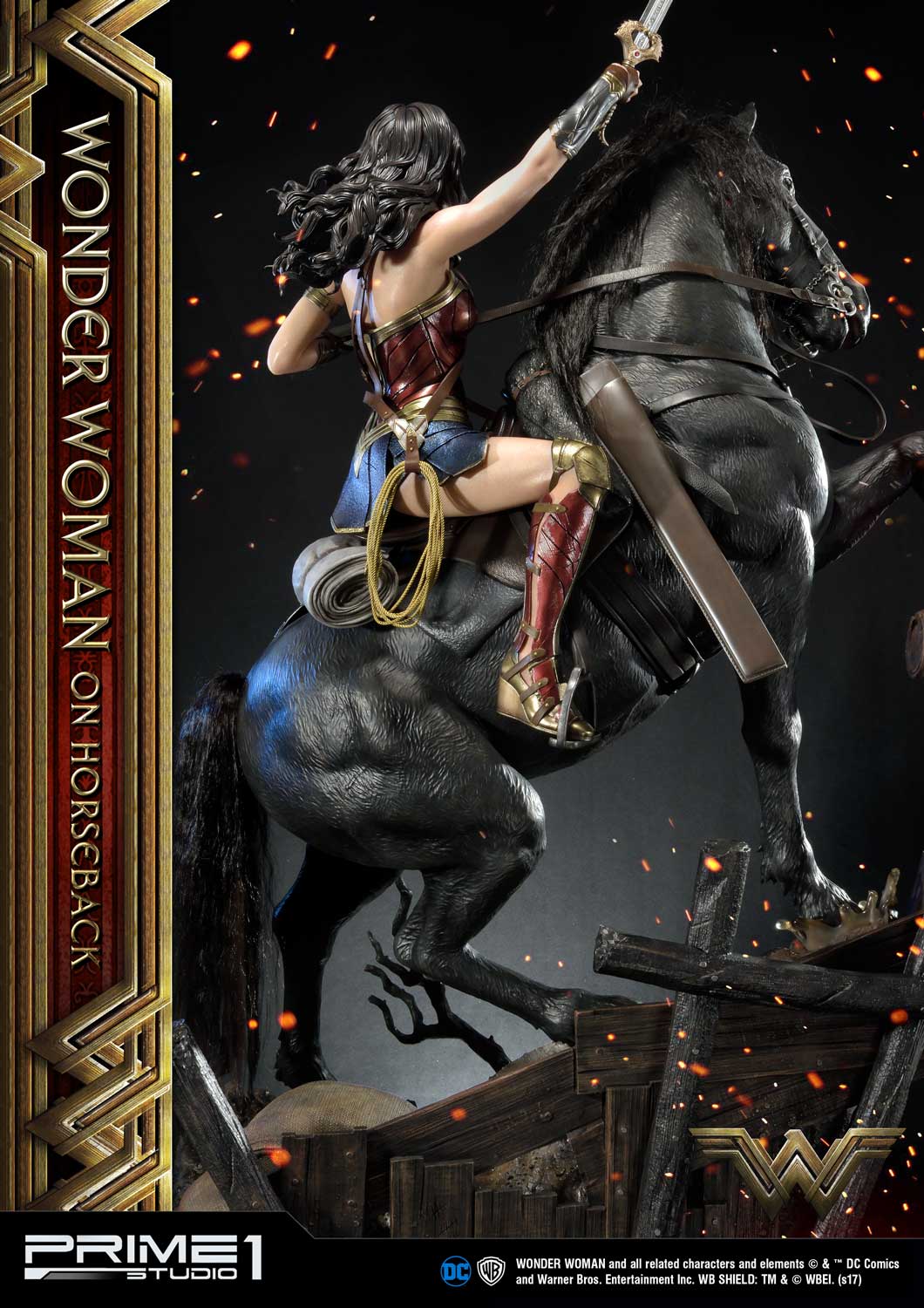 Museum Masterline Wonder Woman (Film) Wonder Woman on HorseBack Gold Version