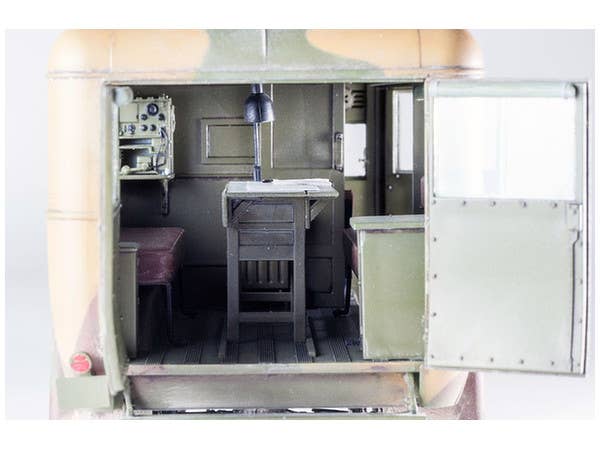 MiniArt GAZ-05-193 Staff Bus (1/35) | 4820183310118