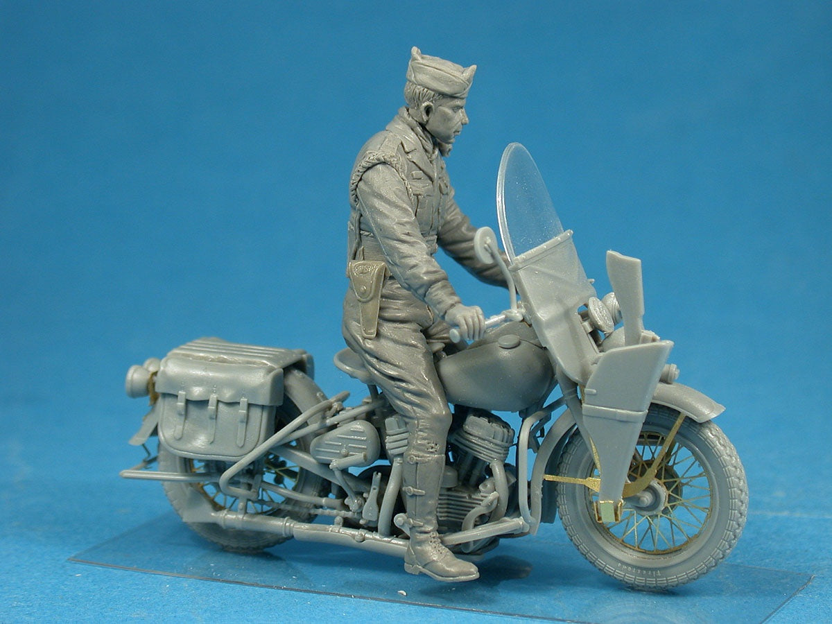 MiniArt 1/35 U.S.Millitary Policeman with Motorcycle | 4820183310149