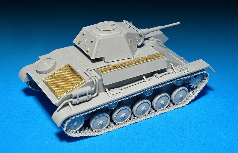 MiniArt 1/35 T-70M Special Edition | 4820183310279