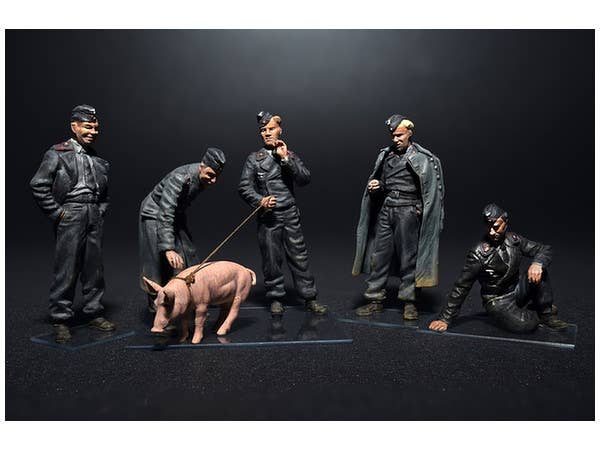 MiniArt German Tank Crew at Rest (1/35) | 4820183310347