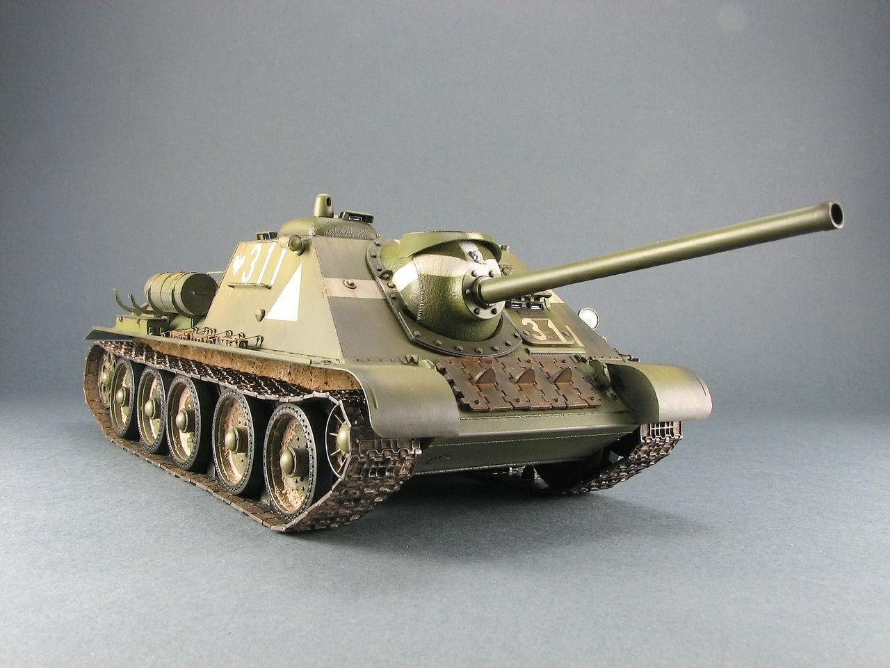 MiniArt SU-85 Mod. 1944 (Early Production) w/ Interior Kit (1/35) | 4820183310477
