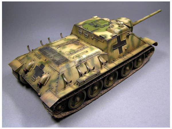 Miniart [35229] 1/35 Jagdpanzer SU-85 ( r ) w/Crew | 4820183310781