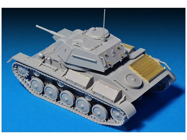 MiniArt T-80 Soviet Light Tank w/Crew.Special Edition (1/35) | 4820183310729