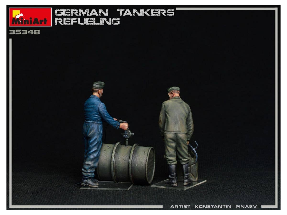 MiniArt 1/35 German Tankers Refueling | 4820183313614