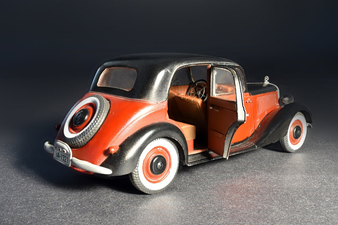 MiniArt 1/35 German Passenger Car Typ 170V.Saloon 4 Doors | 4820183310811
