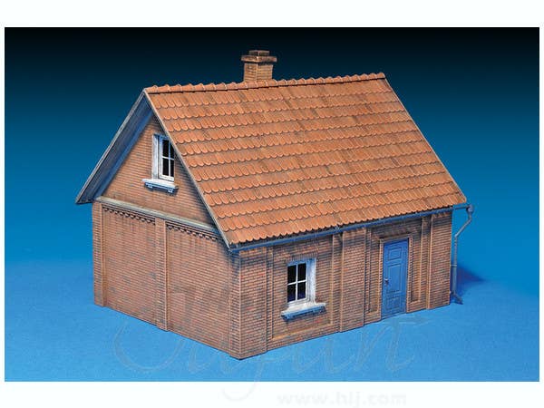 Miniart [72024] 1/72 Village House | 4820041102558