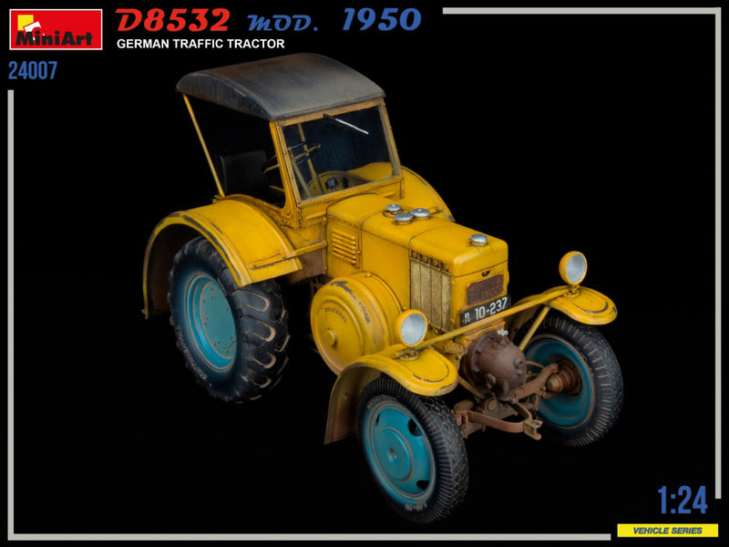 MiniArt 1/24 German Traffic Tractor D8532  Mod.1950