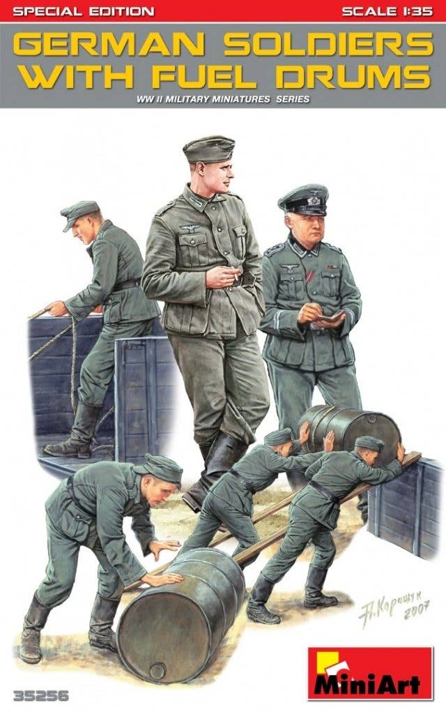 Miniart [35256] 1/35 German Soldiers w/ Fuel Drums. Special Edition | 4820183311238