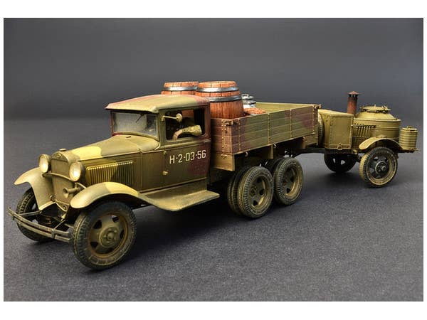 MiniArt Soviet 2 t Truck AAA Type w/Field Kitchen (1/35) | 4820183311122