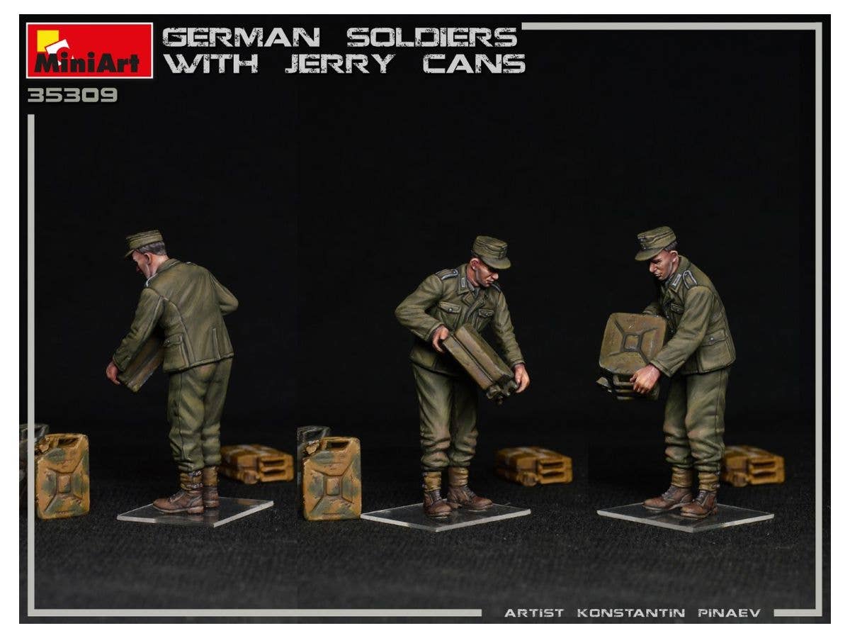 MiniArt 1/35 German Soldiers w/Jerry Cans | 4820183313188