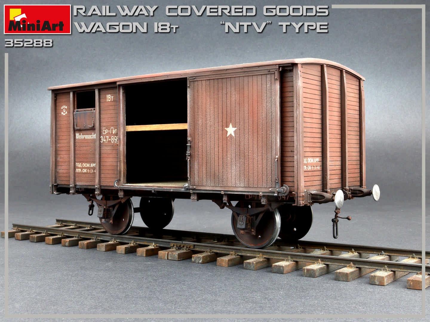 MiniArt Railway Covered Goods Wagon 18 t 'NTV'-Type (1/35) | 4820183312020