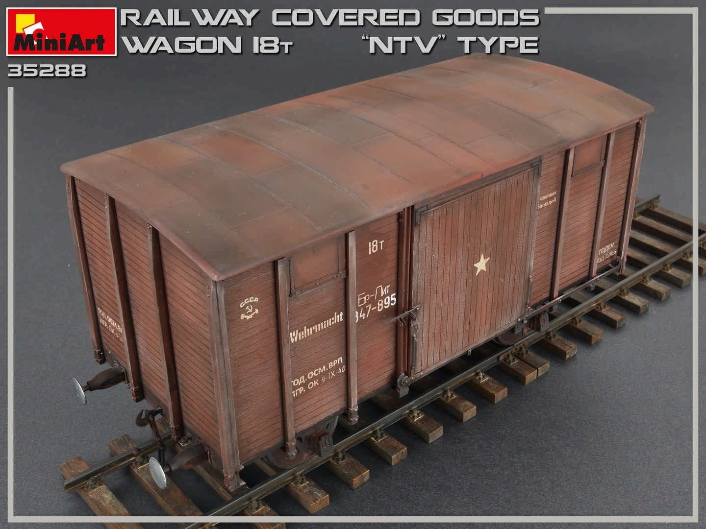 MiniArt Railway Covered Goods Wagon 18 t 'NTV'-Type (1/35) | 4820183312020