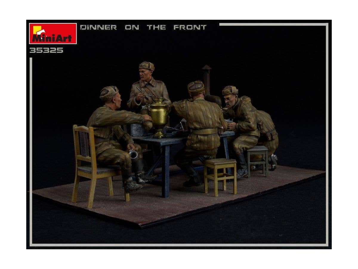 MiniArt Dinner on the Front | 4820183312815