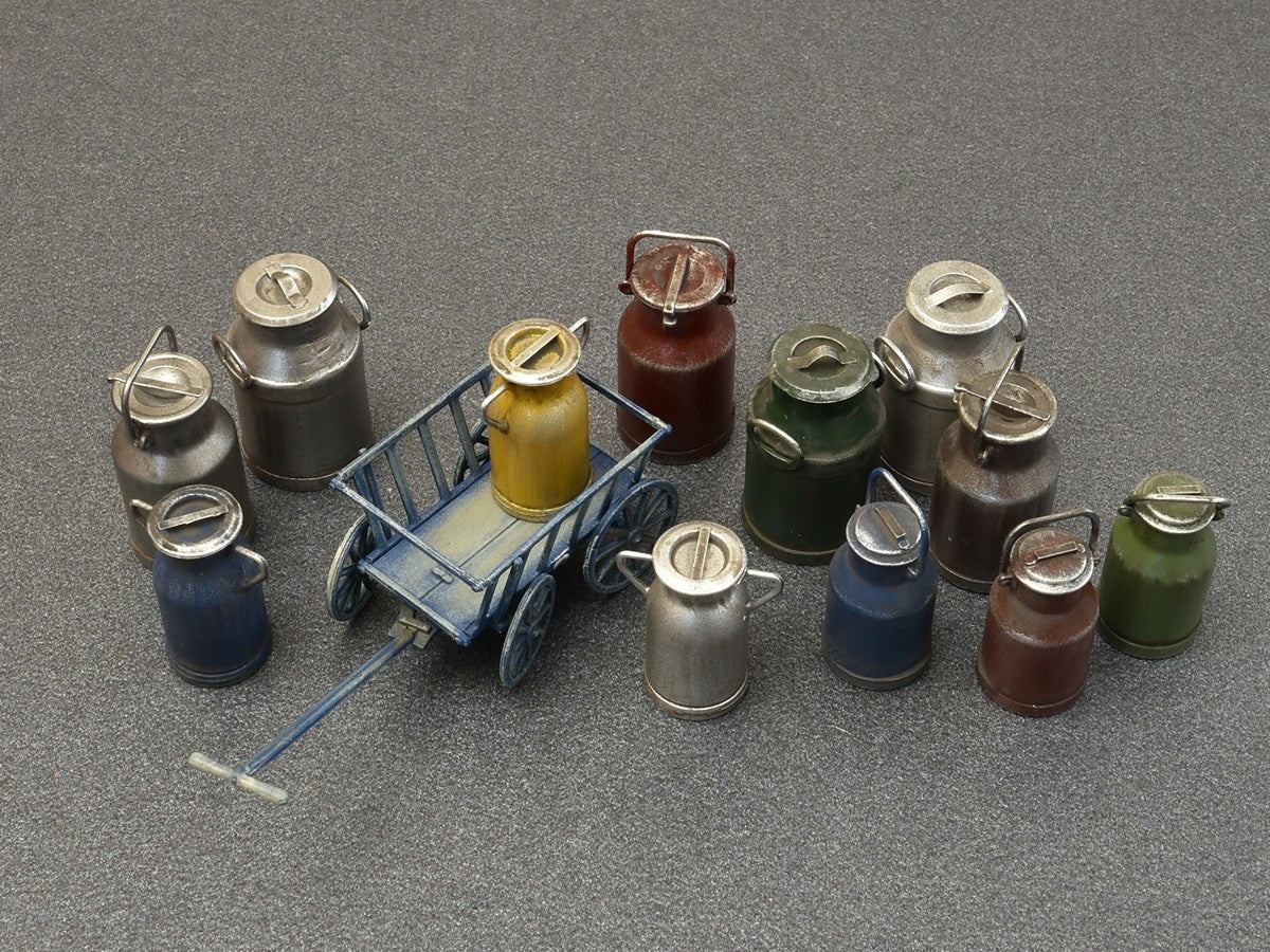 MiniArt 1/35 Milk Cans with Small Cart | 4820183311481