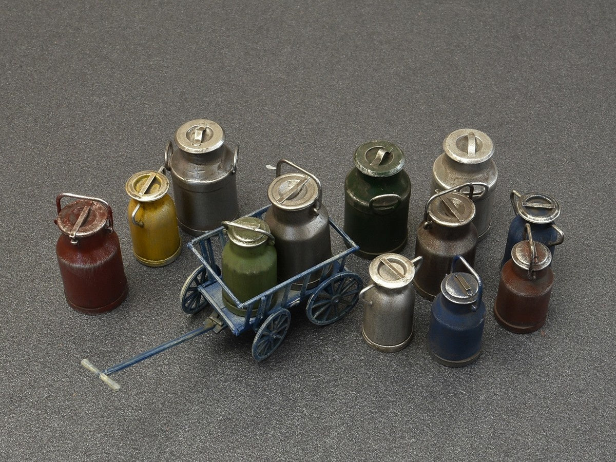 MiniArt 1/35 Milk Cans with Small Cart | 4820183311481