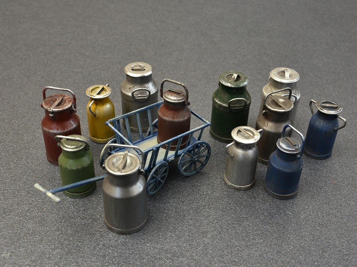 MiniArt 1/35 Milk Cans with Small Cart | 4820183311481