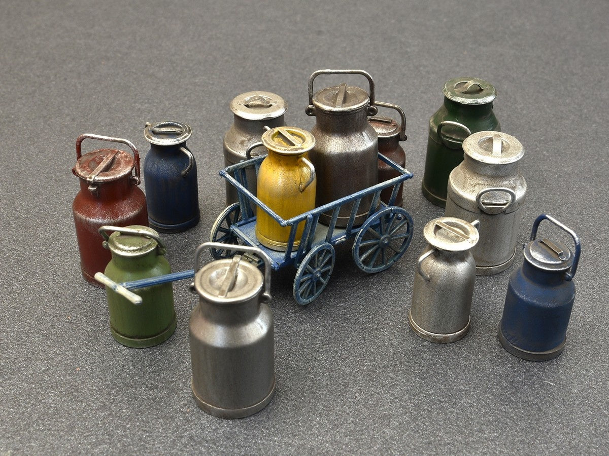 MiniArt 1/35 Milk Cans with Small Cart | 4820183311481