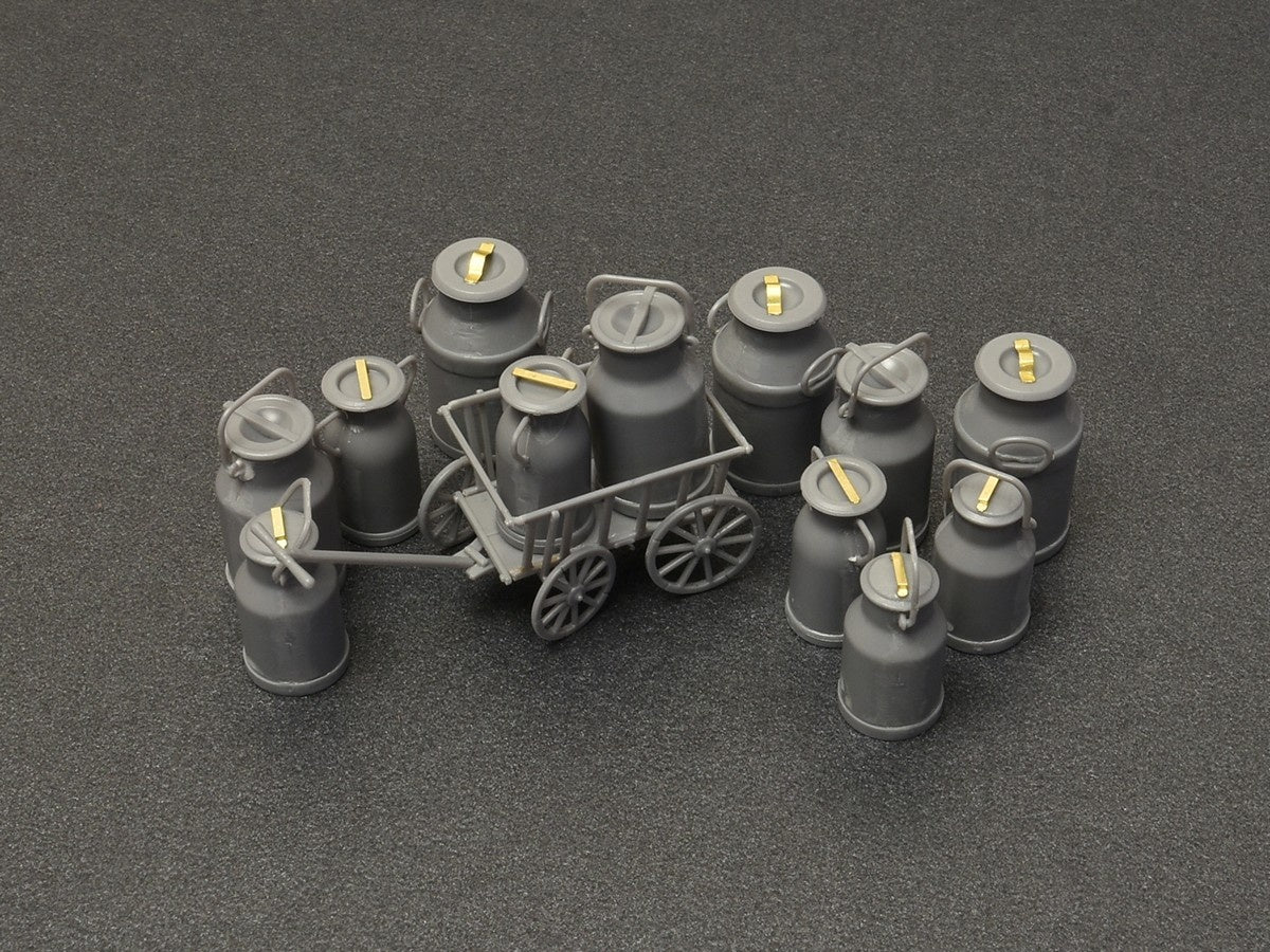 MiniArt 1/35 Milk Cans with Small Cart | 4820183311481