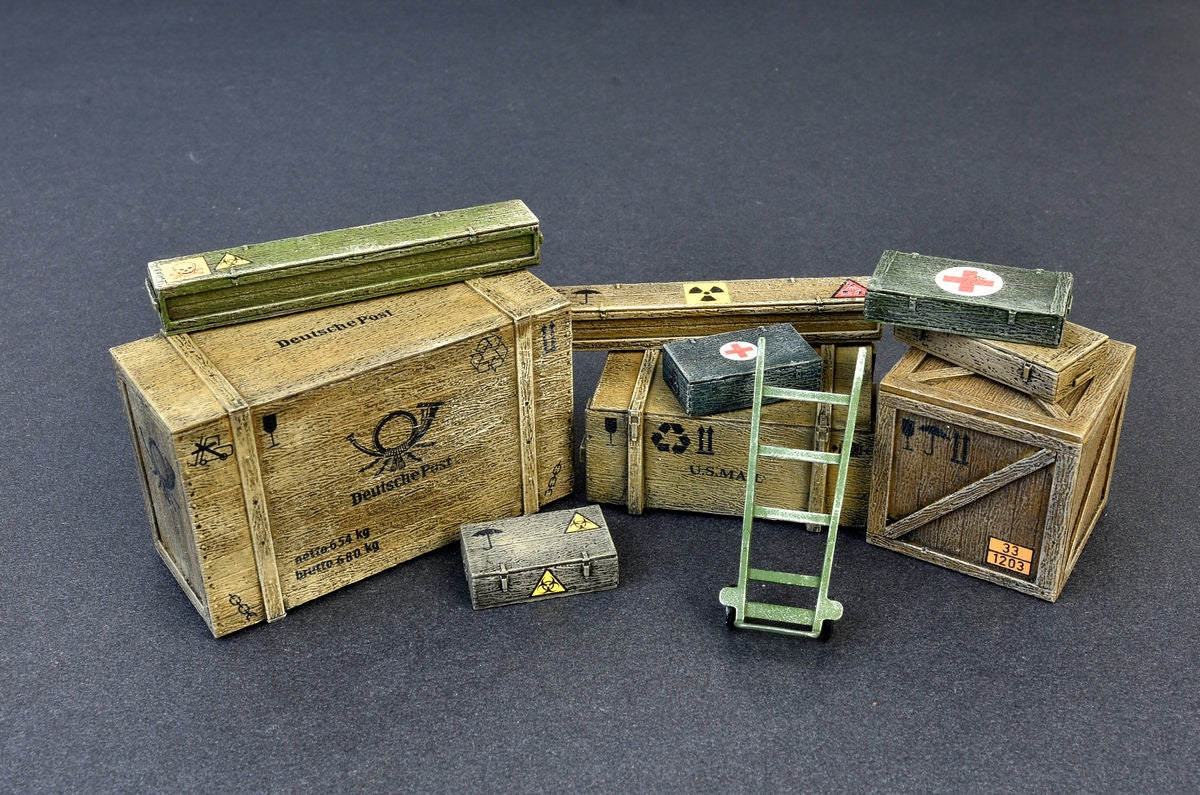 MiniArt 1/35 Wooden Boxes & Crates | 4820183311849