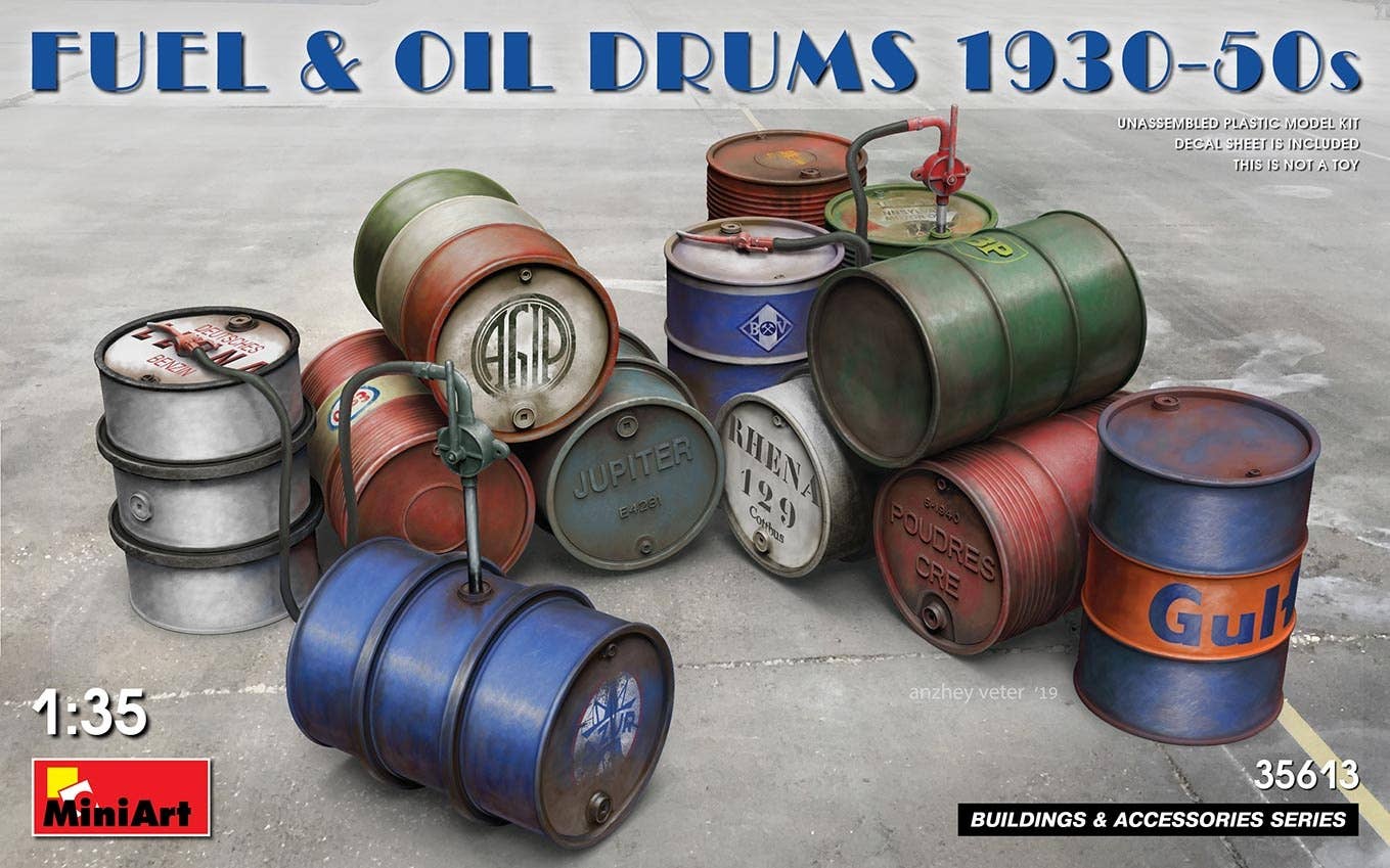 MiniArt 1/35 Fuel & Oil Drums 1930-50s | 4820183312594