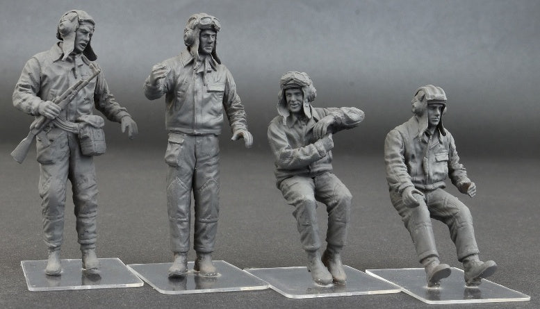 MiniArt 1/35 Soviet Tank Crew 1960-70s | 4820183311726