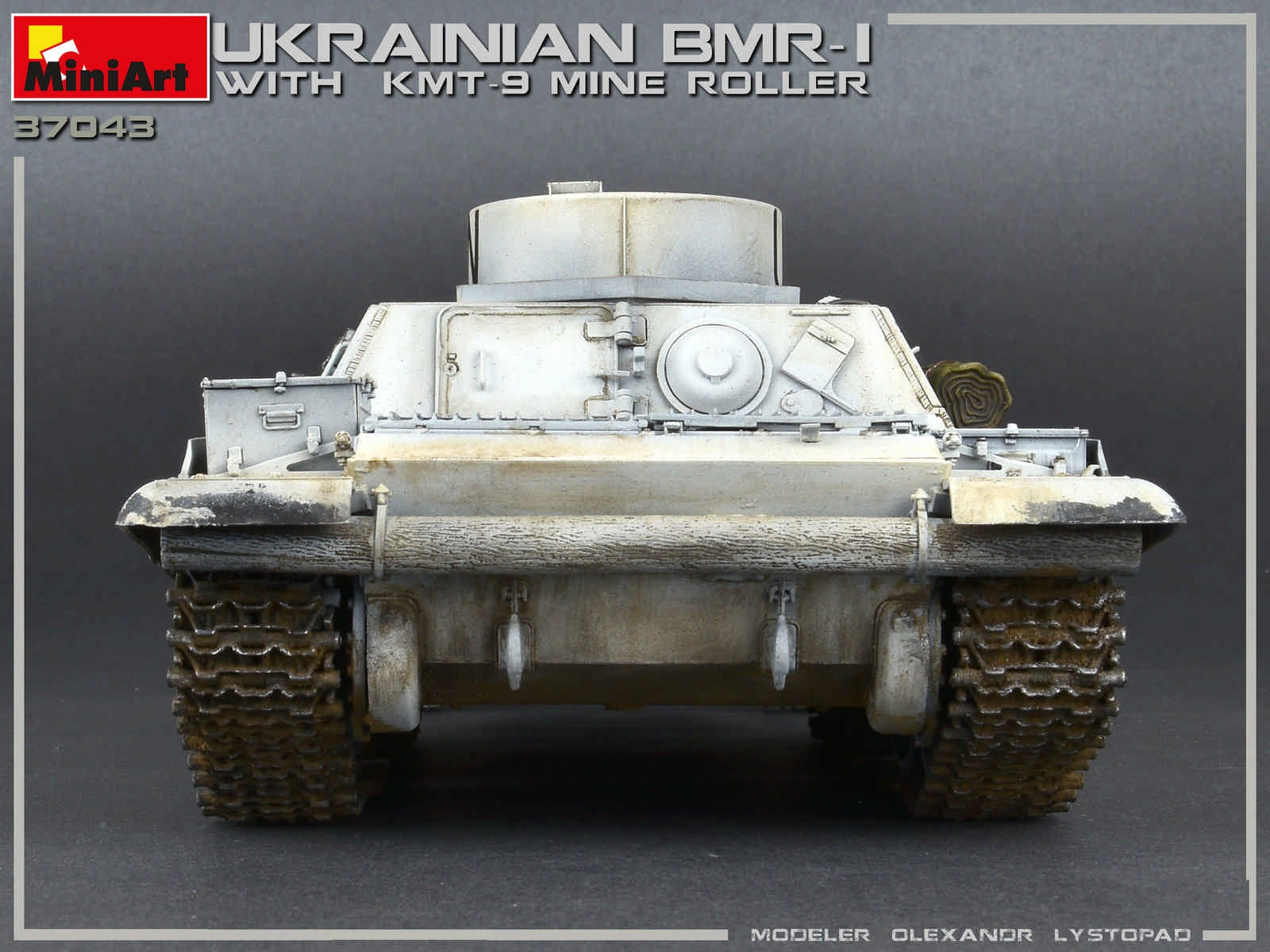 MiniArt 1/35 Ukrainian BMR-1 w/ KMT-9 | 4820183312358