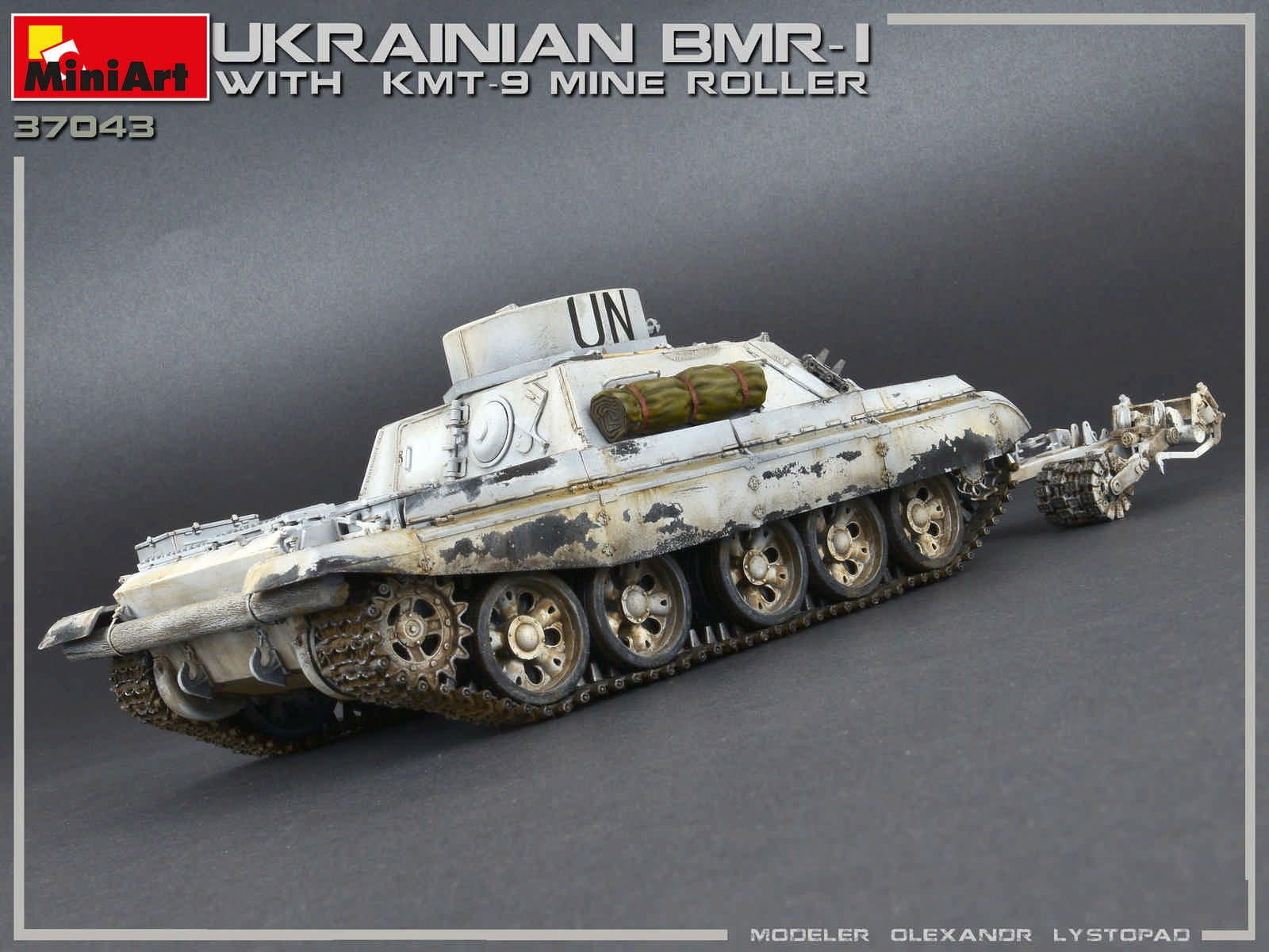 MiniArt 1/35 Ukrainian BMR-1 w/ KMT-9 | 4820183312358