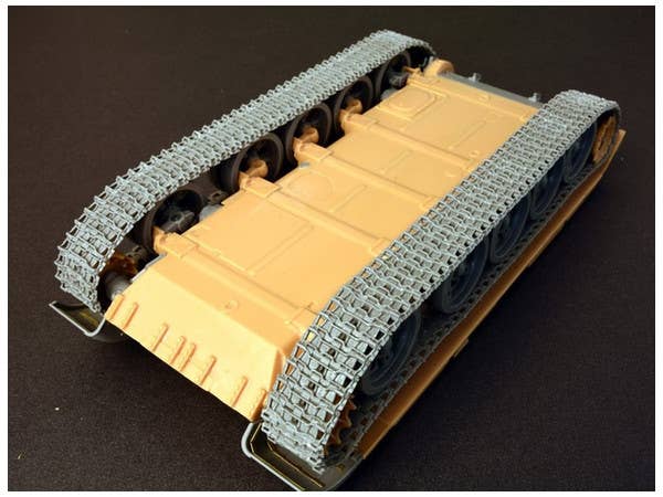 Miniart [37048] 1/35 T-54/T-55/T-62 OMSh Individual Track Links Set.Late Type | 4820183311191