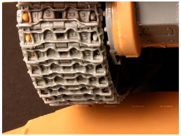 Miniart [37048] 1/35 T-54/T-55/T-62 OMSh Individual Track Links Set.Late Type | 4820183311191