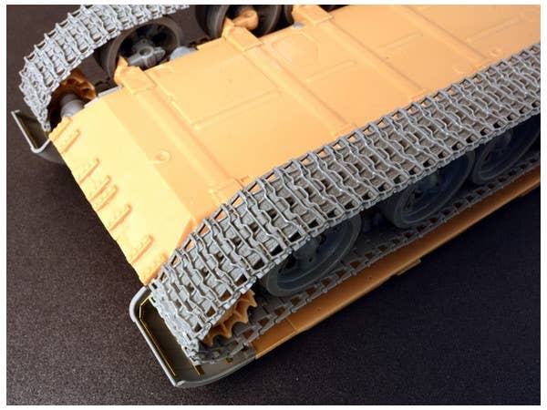 Miniart [37048] 1/35 T-54/T-55/T-62 OMSh Individual Track Links Set.Late Type | 4820183311191
