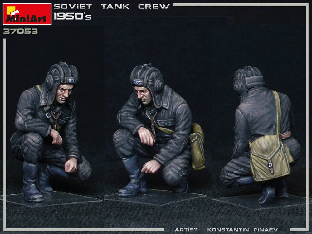 MiniArt 1/35 Soviet Tank Crew 1950s | 4820183312501