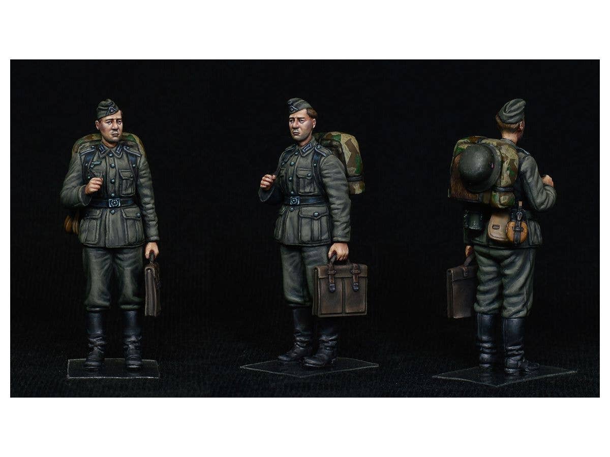 Miniart German Train Station Staff 1930 - 1940s (1/35) | 4820183312389