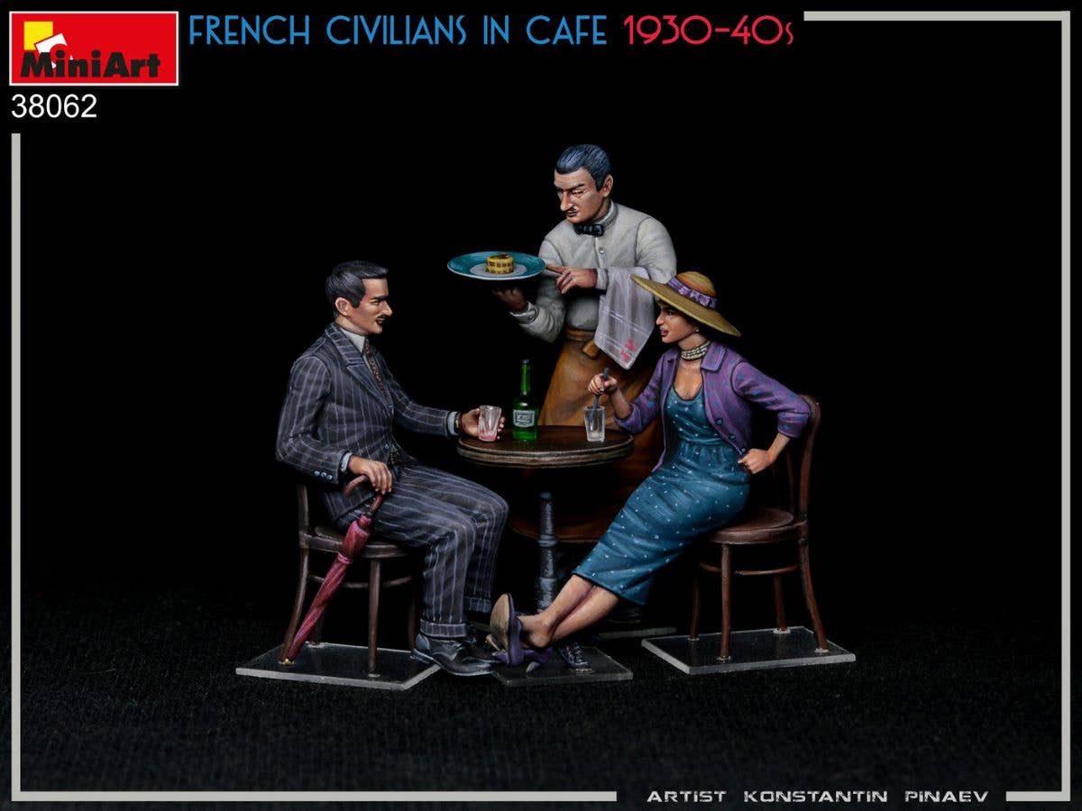 MiniArt 1/35 French Civilians in Cafe 1930-40s Figures | 5905090346418