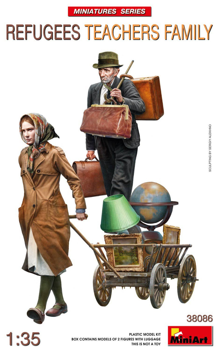 MiniArt 1/35 Refugees Teachers Family | 5905937497471
