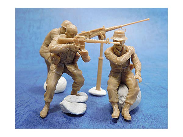 MASTER BOX 1/35 Charlie on the left Vietnam war kit series | 4820113080647