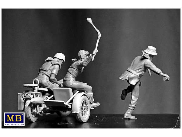 MASTER BOX 1/35 Desert Battle Series, Skull Clan - To Catch a Thief | 4820113080982