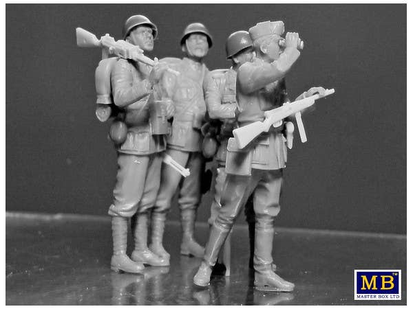 MASTER BOX 1/35 Italian military men, WWII era | 4820113081026