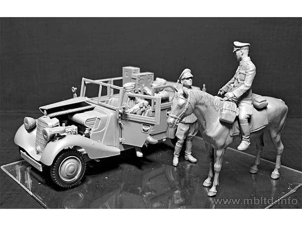 MASTER BOX Urgent dispatch. German military radio car Sd.Kfz. 2 Type 170VK with crew, WW II era | 4820113081095