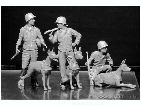 MASTER BOX 1/35 Dogs in service in the US Marine Corps, WW II era | 4820113081132