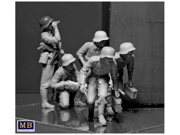 MASTER BOX 1/35 German Infantry, WWII era. Early period | 4820113081545