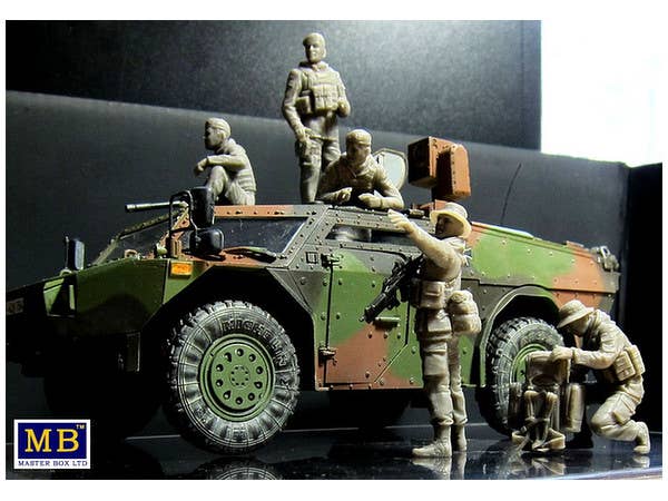 MASTER BOX 1/35 Bundeswehr. German Military Men, Present Day - UPC 4820113081804 | 4820113081804