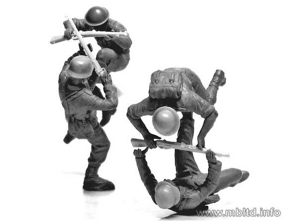 MASTER BOX 1/35 Hand-to-hand fight, British and German Infantry. Battles in Northern Africa. Kit 1 | 4820113080470
