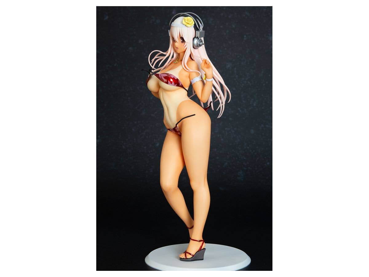 Nitro Super Sonic Series Super Sonico Summer Vacation Ver. Sun Kissed 1/4.5 Scale Figure | 4582292603160