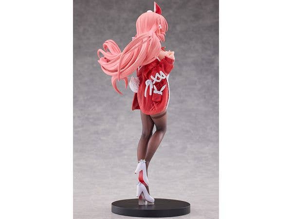 WHITE RABBIT ILLUSTRATED BY ROSUURI 1/7 PVC FIG (MR) | 4589565816814