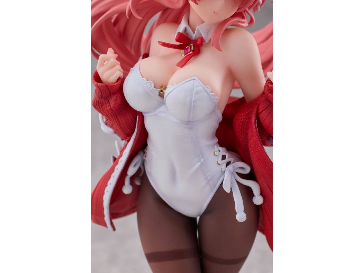 WHITE RABBIT ILLUSTRATED BY ROSUURI 1/7 PVC FIG (MR) | 4589565816814