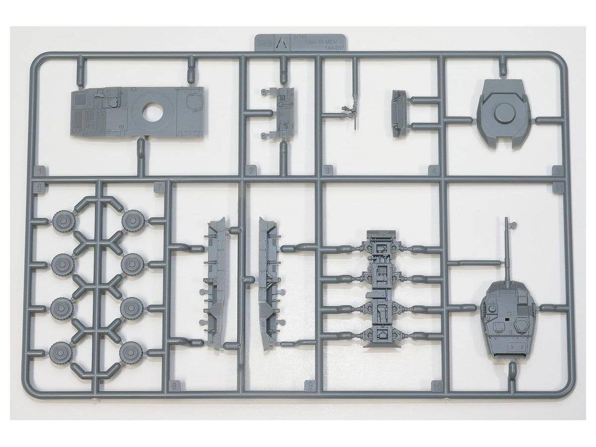 Pit Road 1/144 JGSDF Type16 Mobile Combat Vehicle | 4986470021027
