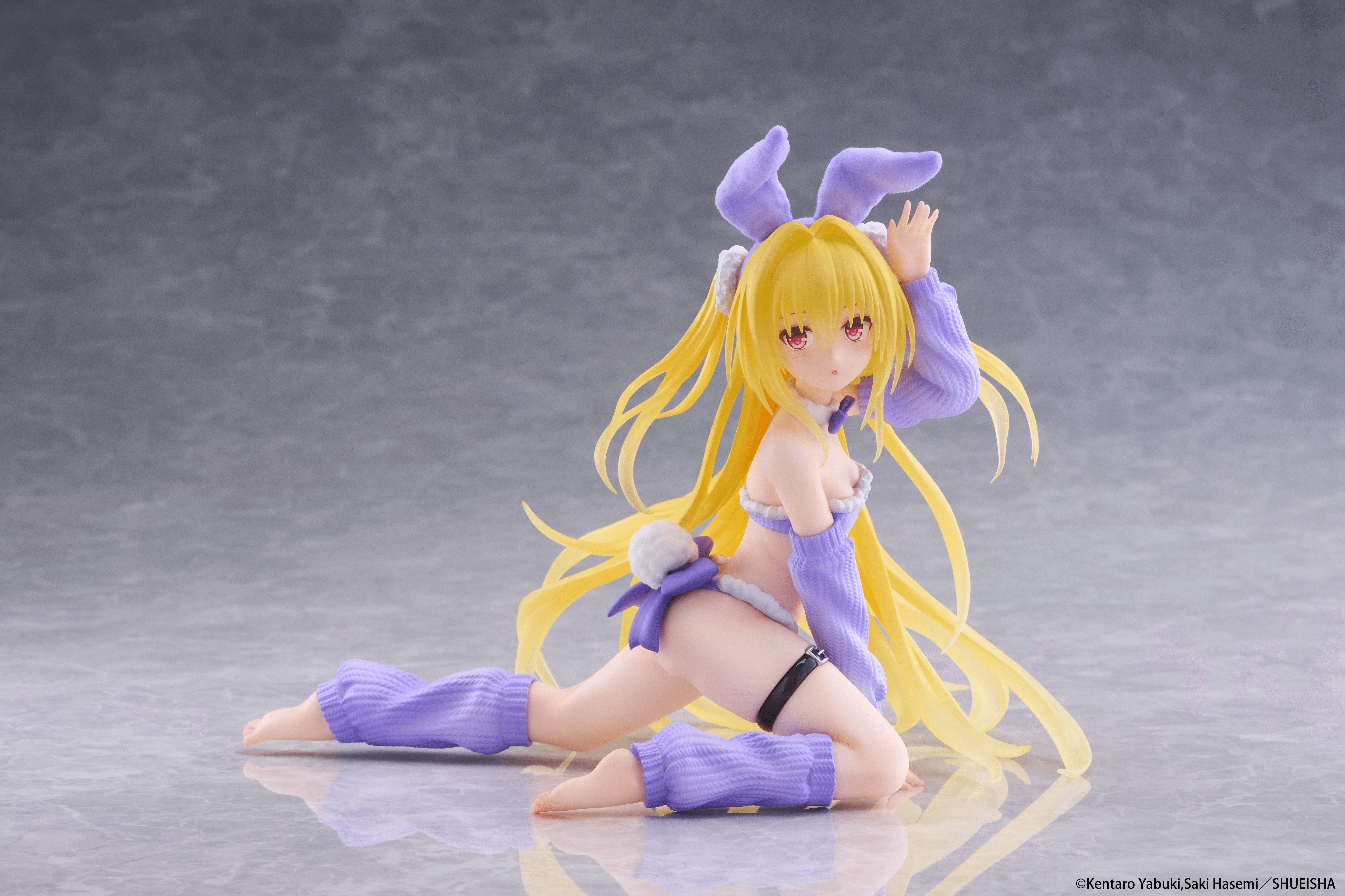 To Love-Ru Darkness MOFLOCK Figure - Golden Darkness (Fluffy Bunny Ver.)