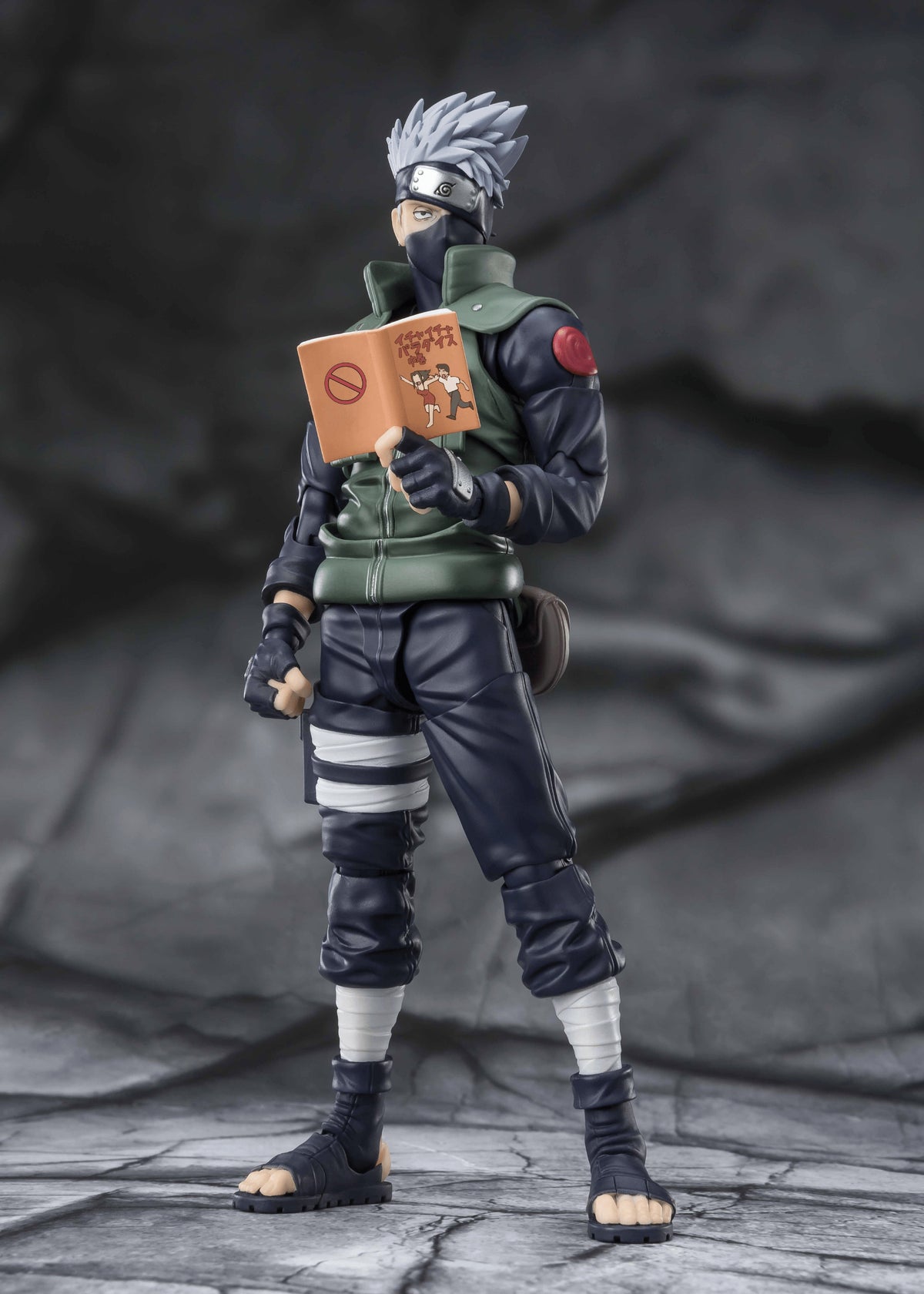 KAKASHI HATAKE -The famed Sharingan Hero-