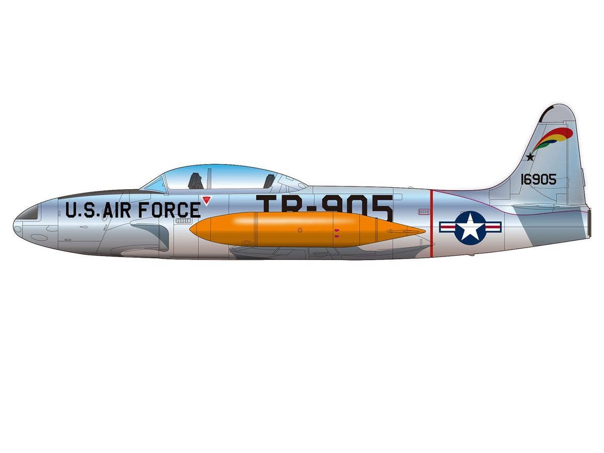 Platz 1/72 USAF Jet Trainer T-33A Shooting Star 'Skyblazers' | 4545782070712